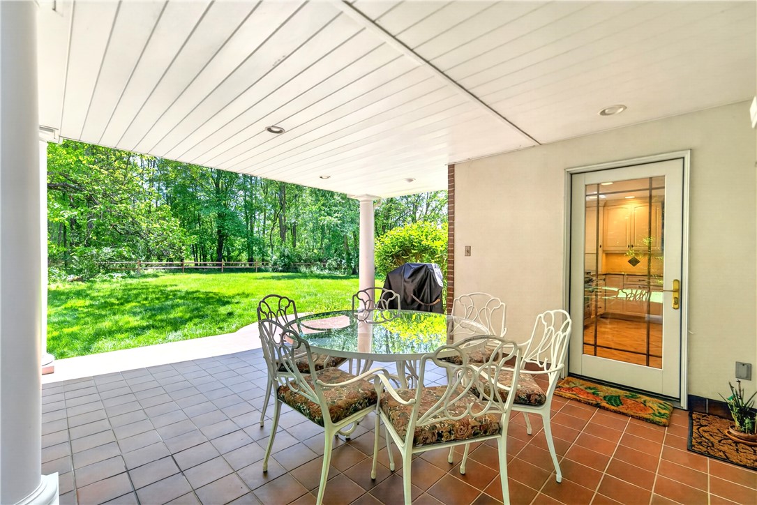2590 Wildwood Road