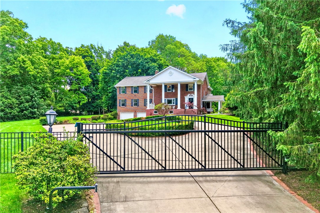 2590 Wildwood Road