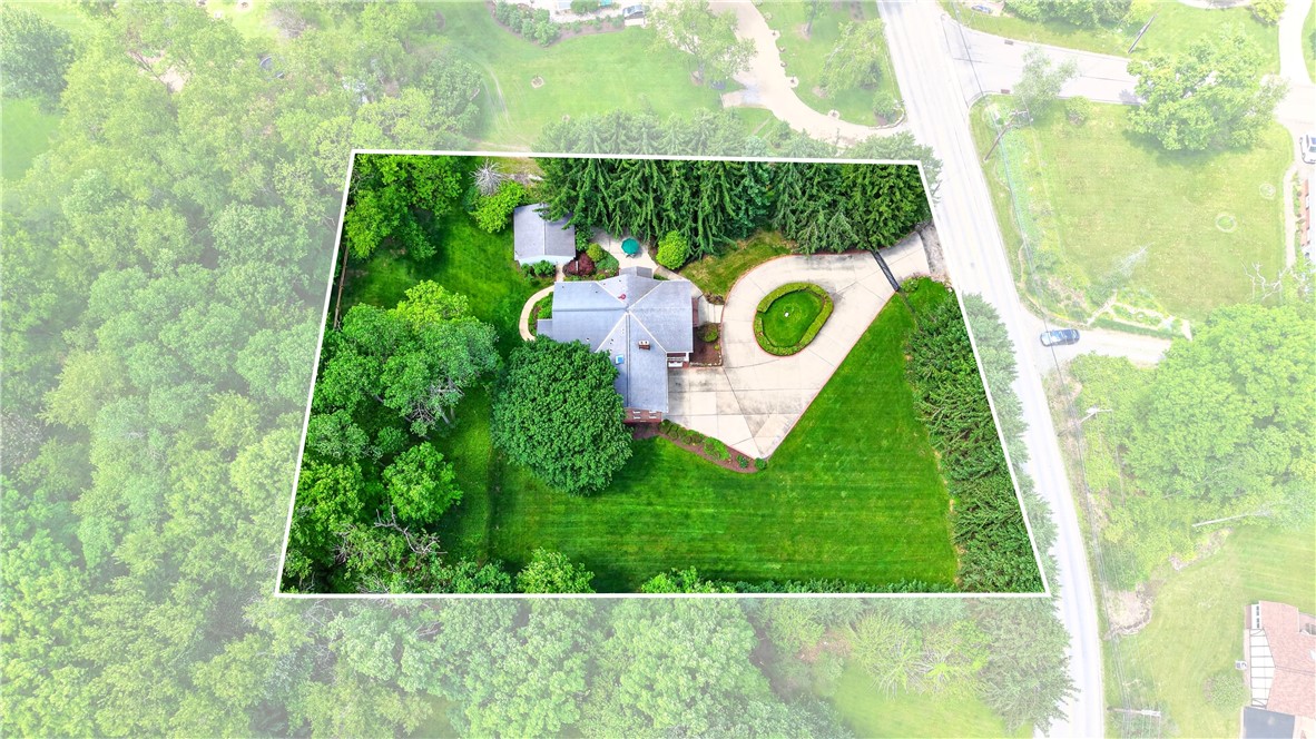 2590 Wildwood Road