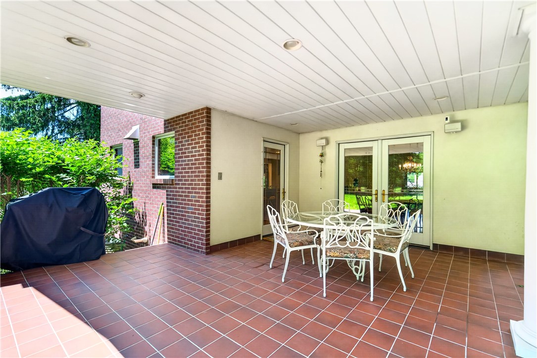 2590 Wildwood Road