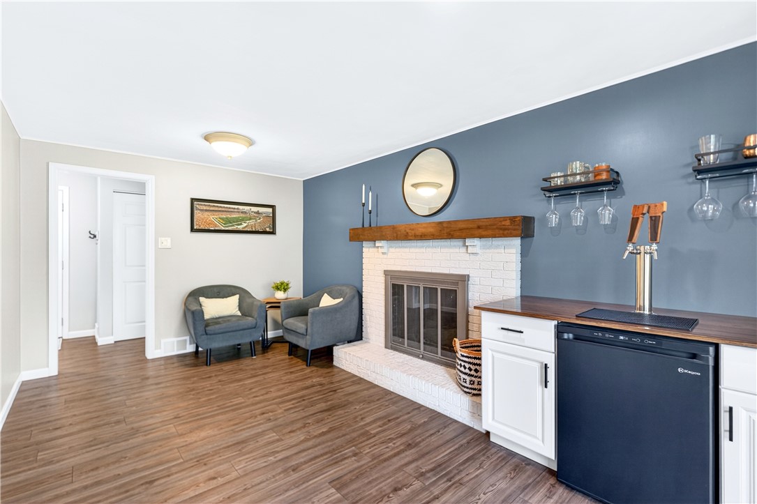 211 Elrose Dr