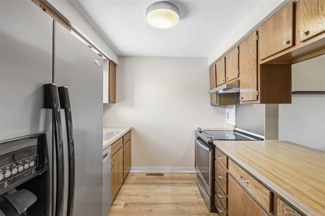 641 Sunset Cir