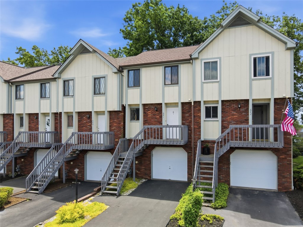 641 Sunset Cir