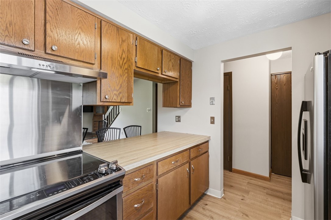 641 Sunset Cir