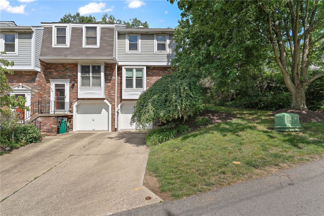 104 Spruce Court