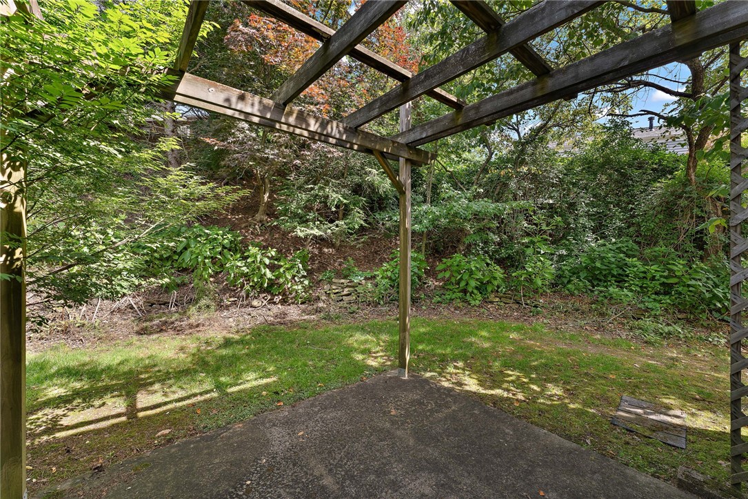 104 Spruce Court