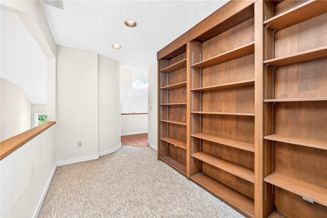 2682 Oak Hill Dr.