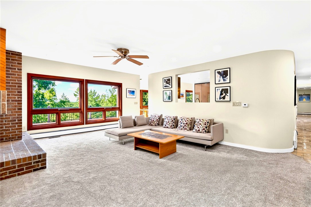 2682 Oak Hill Dr.