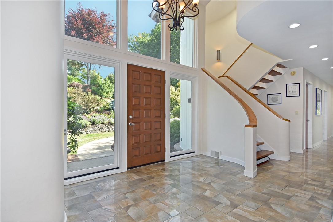 2682 Oak Hill Dr.