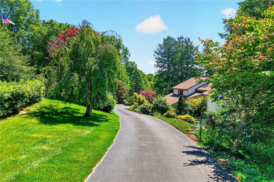2682 Oak Hill Dr.