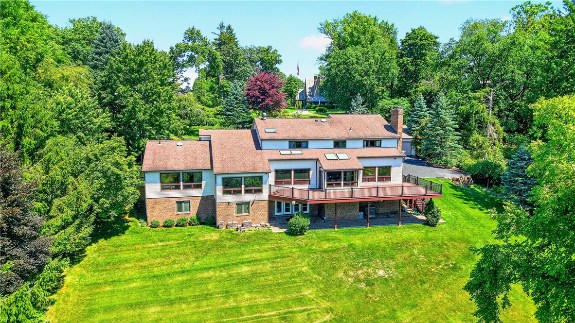 2682 Oak Hill Dr.