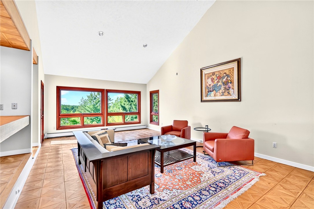 2682 Oak Hill Dr.