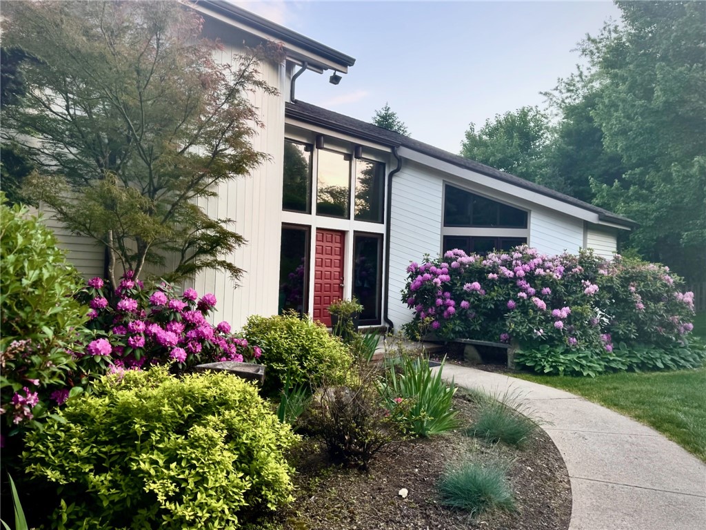 2682 Oak Hill Dr.