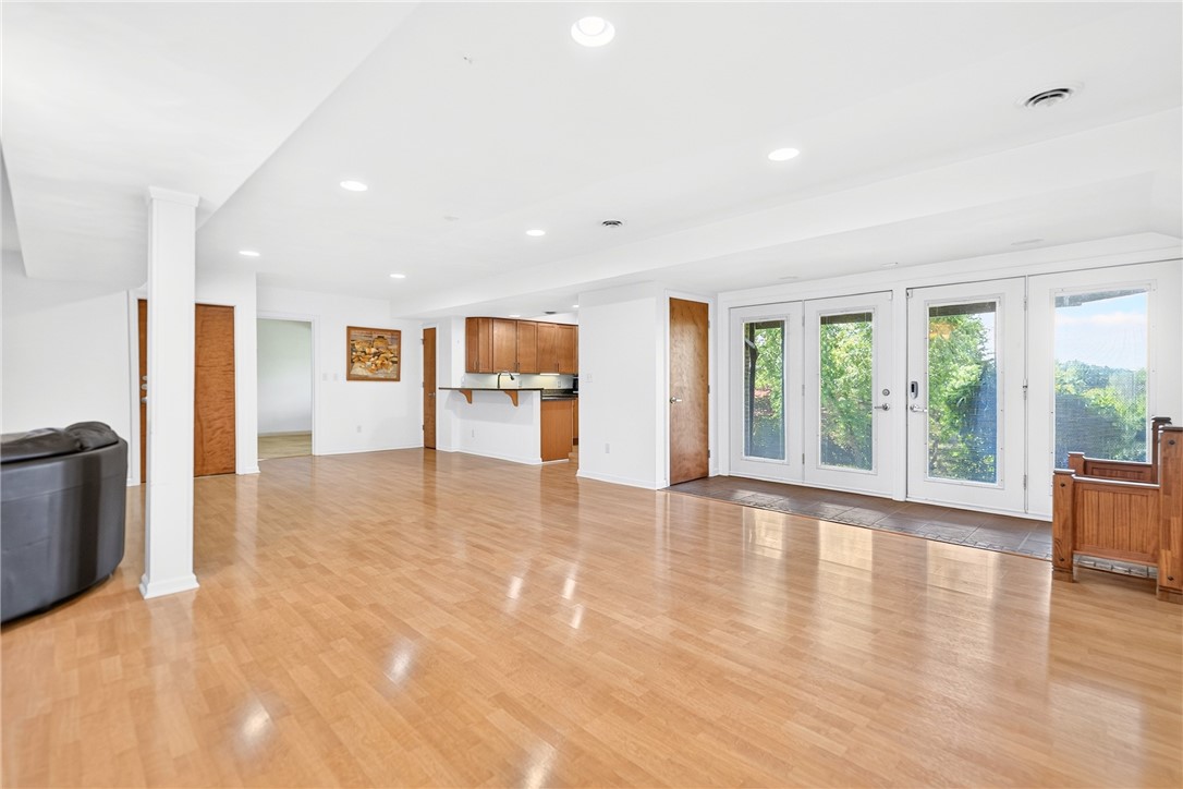 2682 Oak Hill Dr.