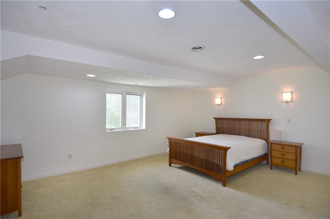 2682 Oak Hill Dr.