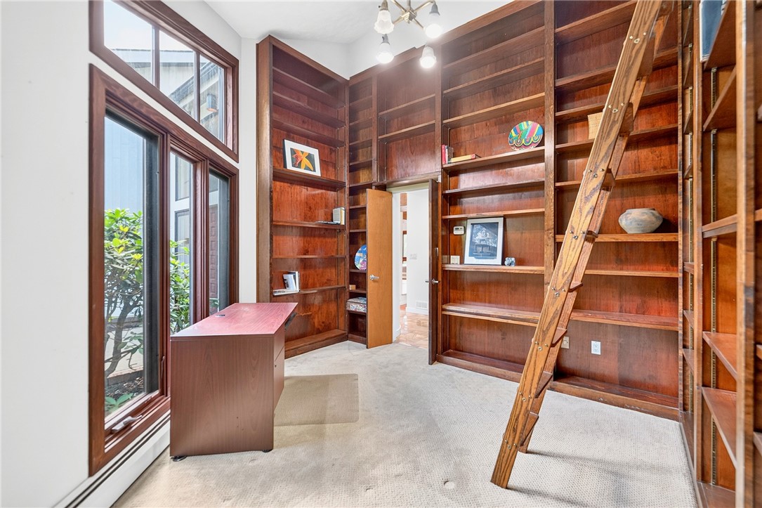2682 Oak Hill Dr.