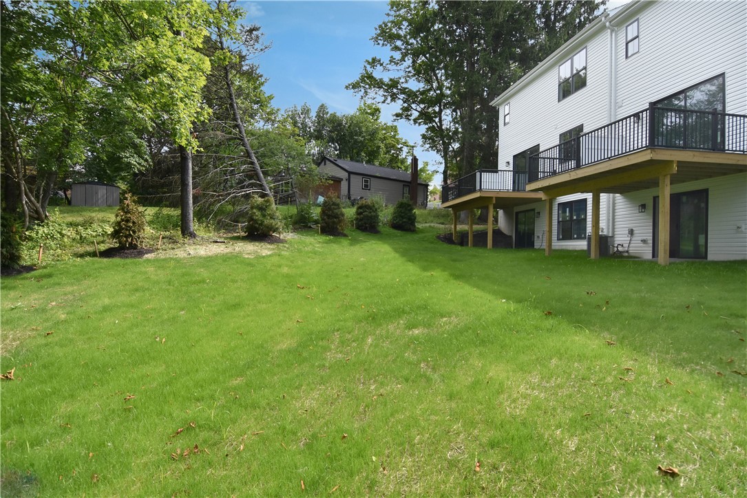 10075 Old Perry