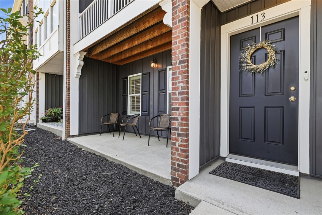 113 Meeder Ln