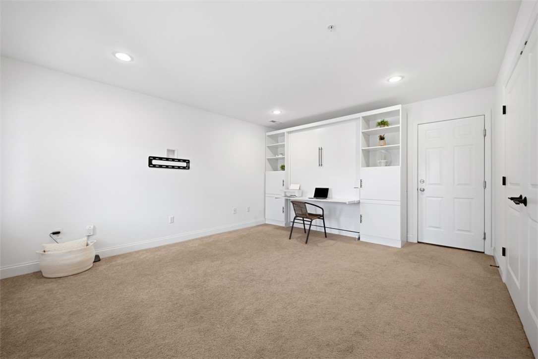 113 Meeder Ln