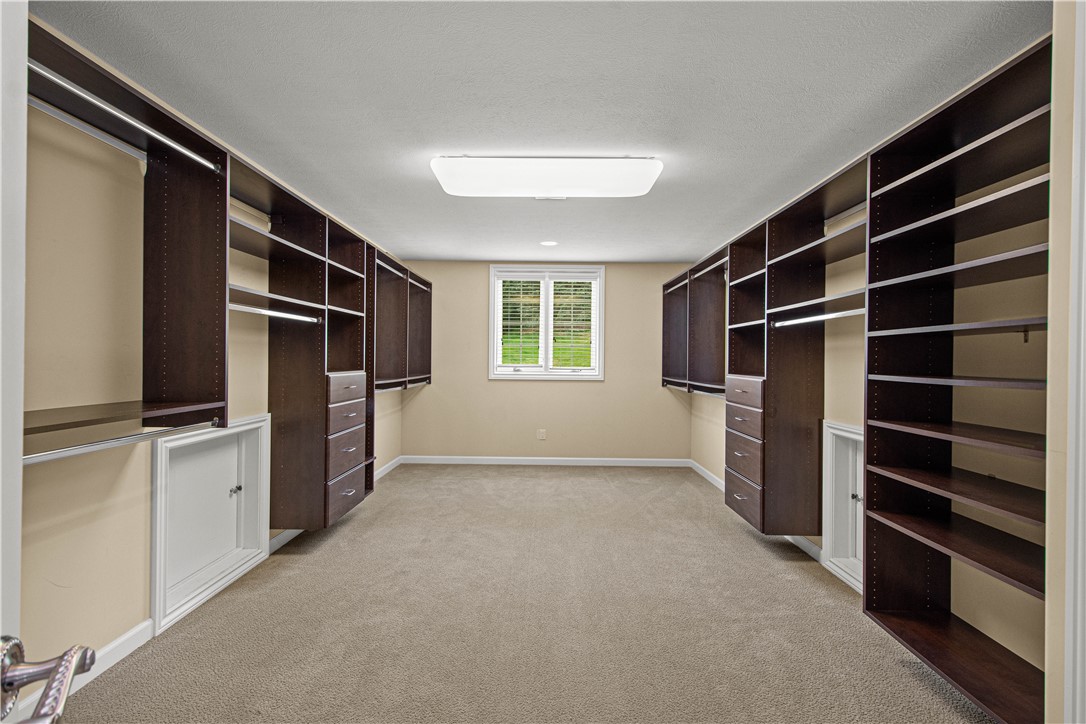 2183 Grandeur Dr.