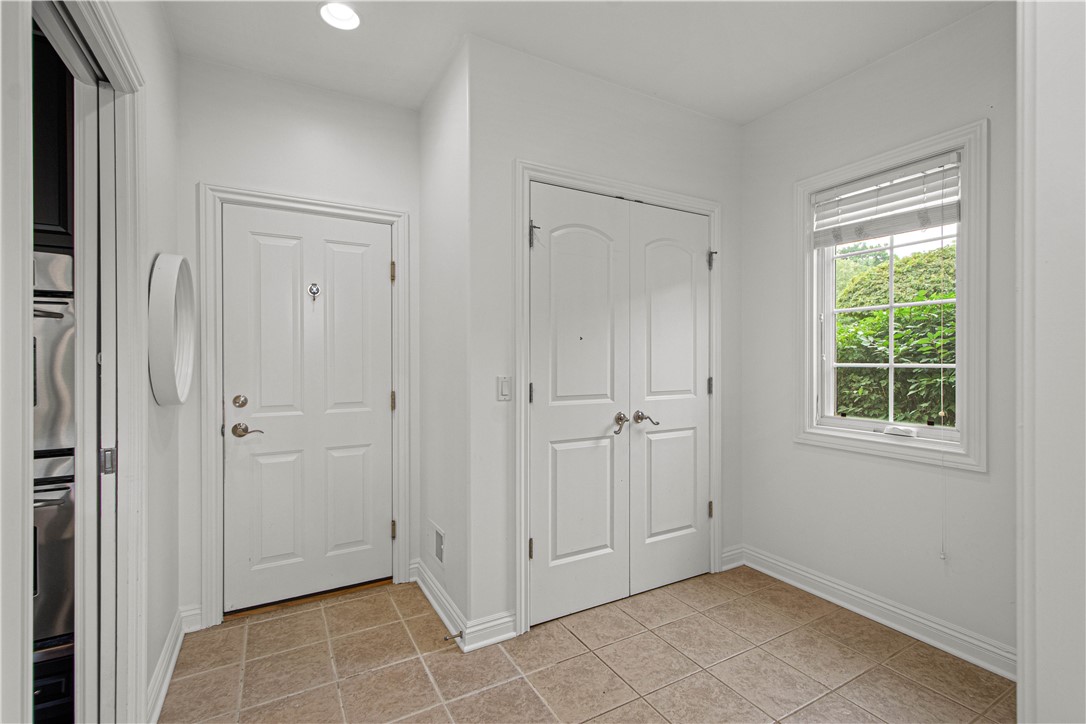 2183 Grandeur Dr.