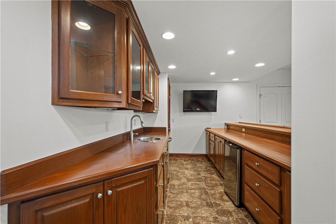 2183 Grandeur Dr.
