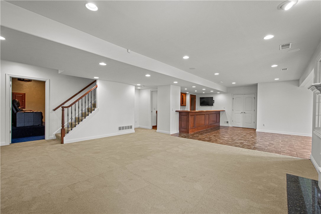 2183 Grandeur Dr.