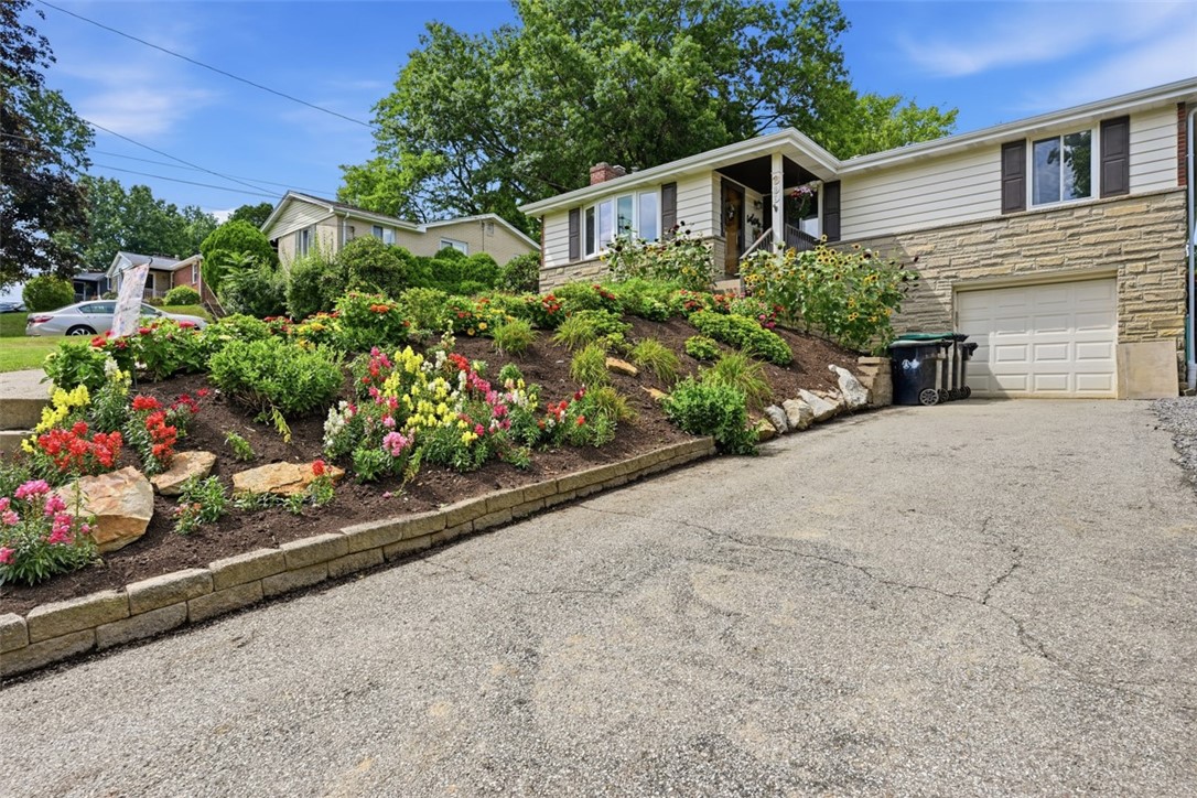 837 Pallas Drive