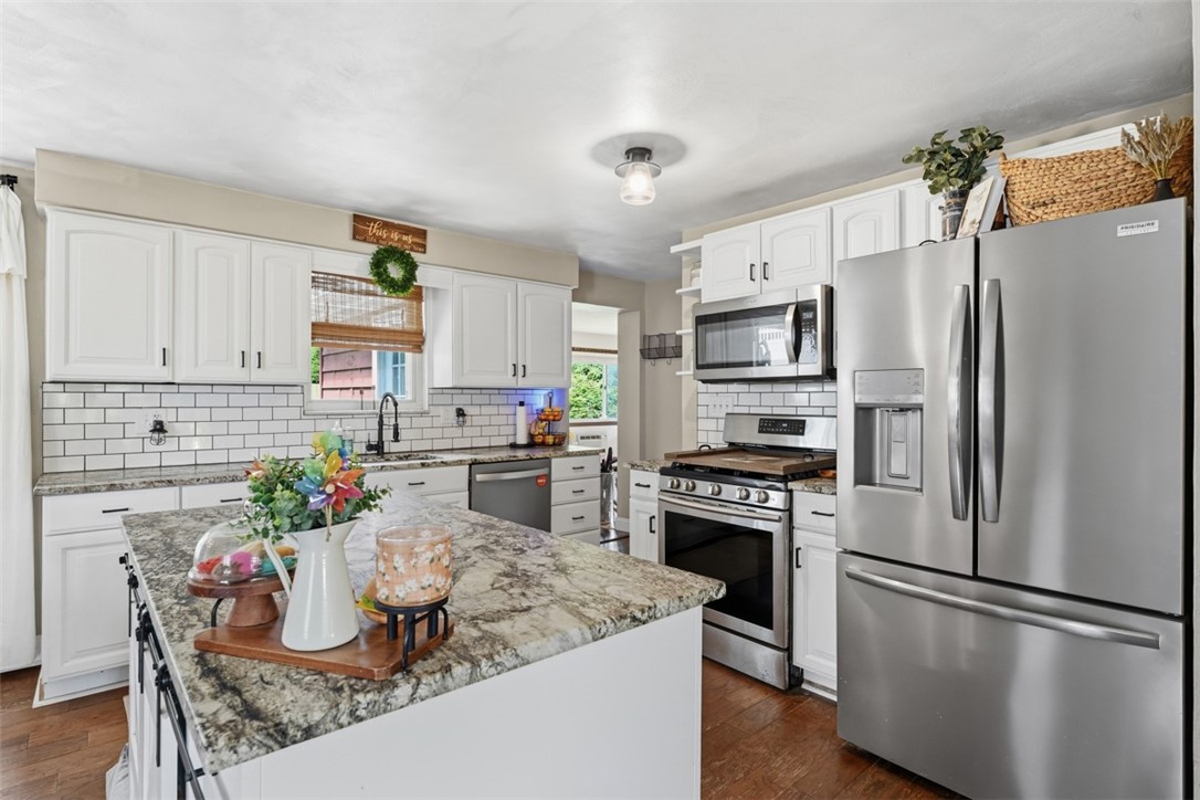 837 Pallas Drive