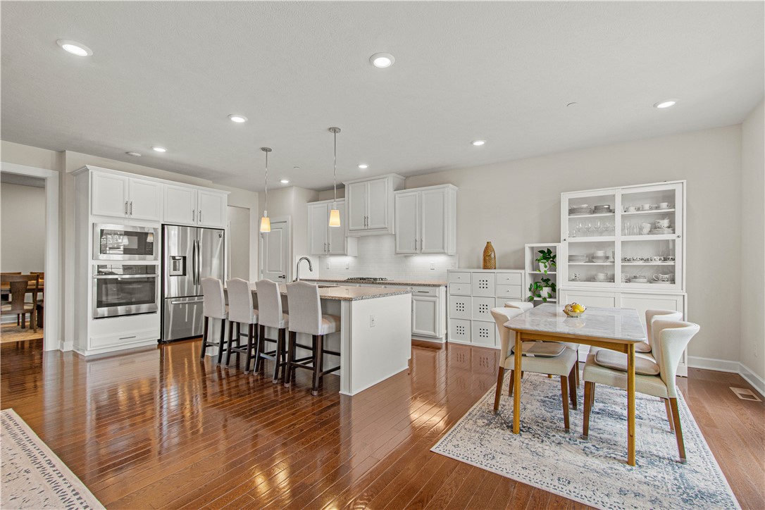 4305 Spruce Rd.