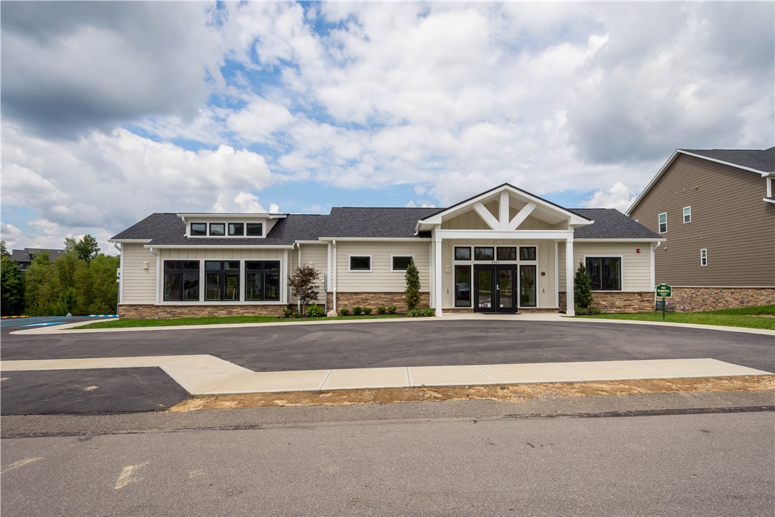 4305 Spruce Rd.