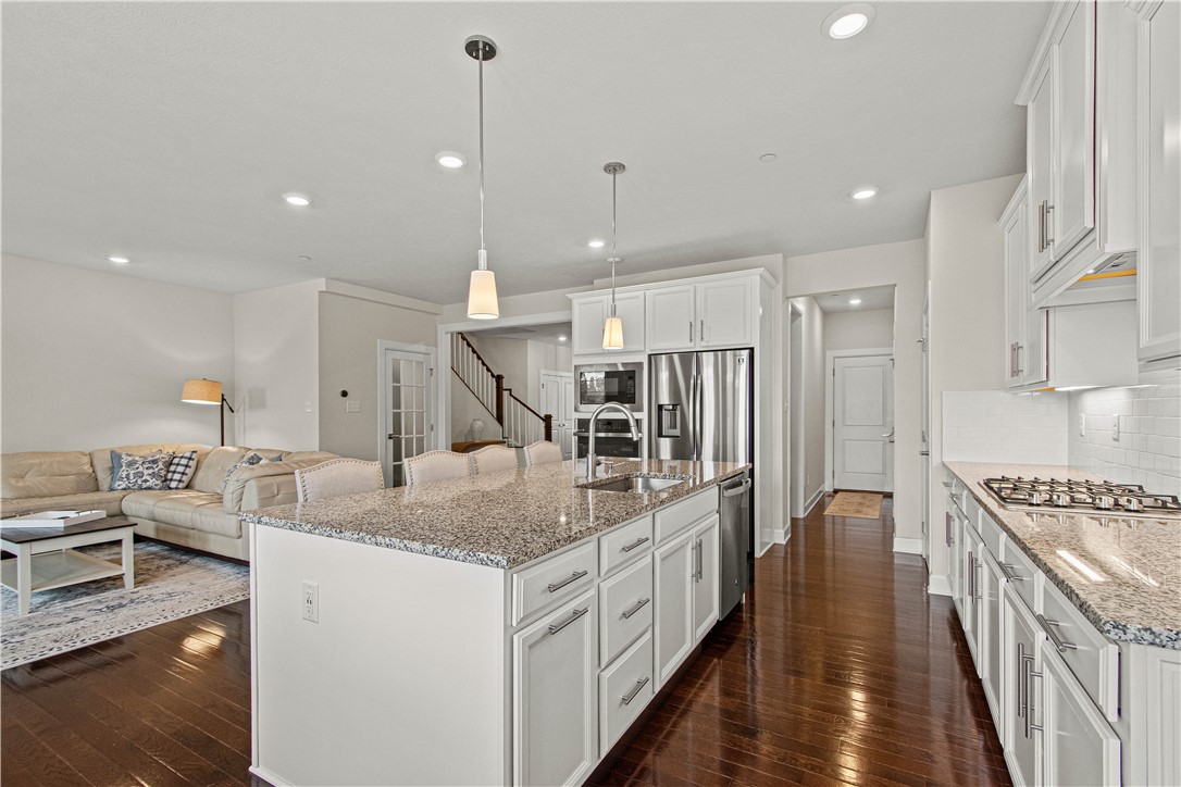4305 Spruce Rd.