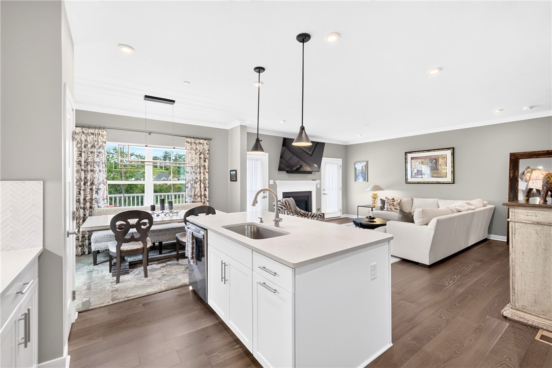 211 Dana Dr