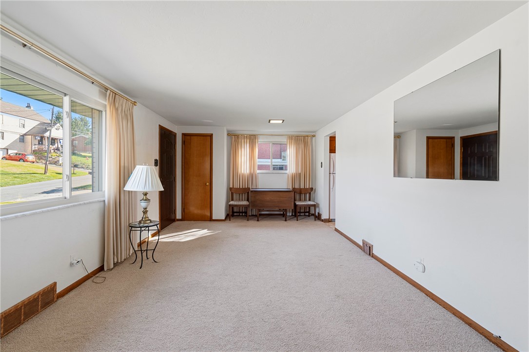 339 Iroquois Ave.