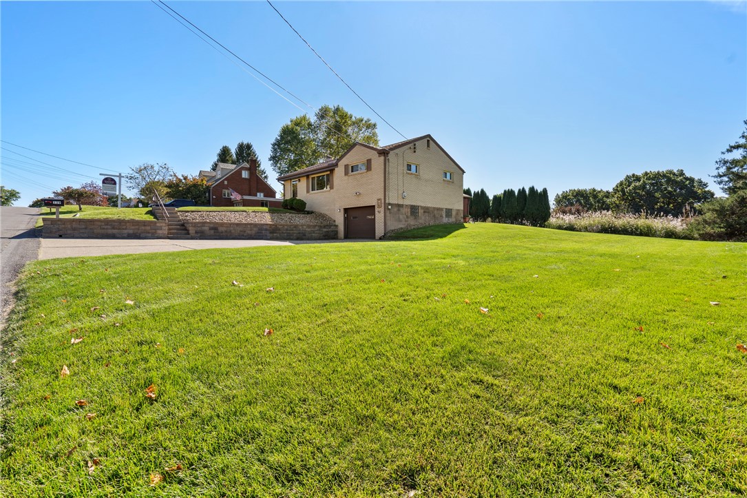 339 Iroquois Ave.