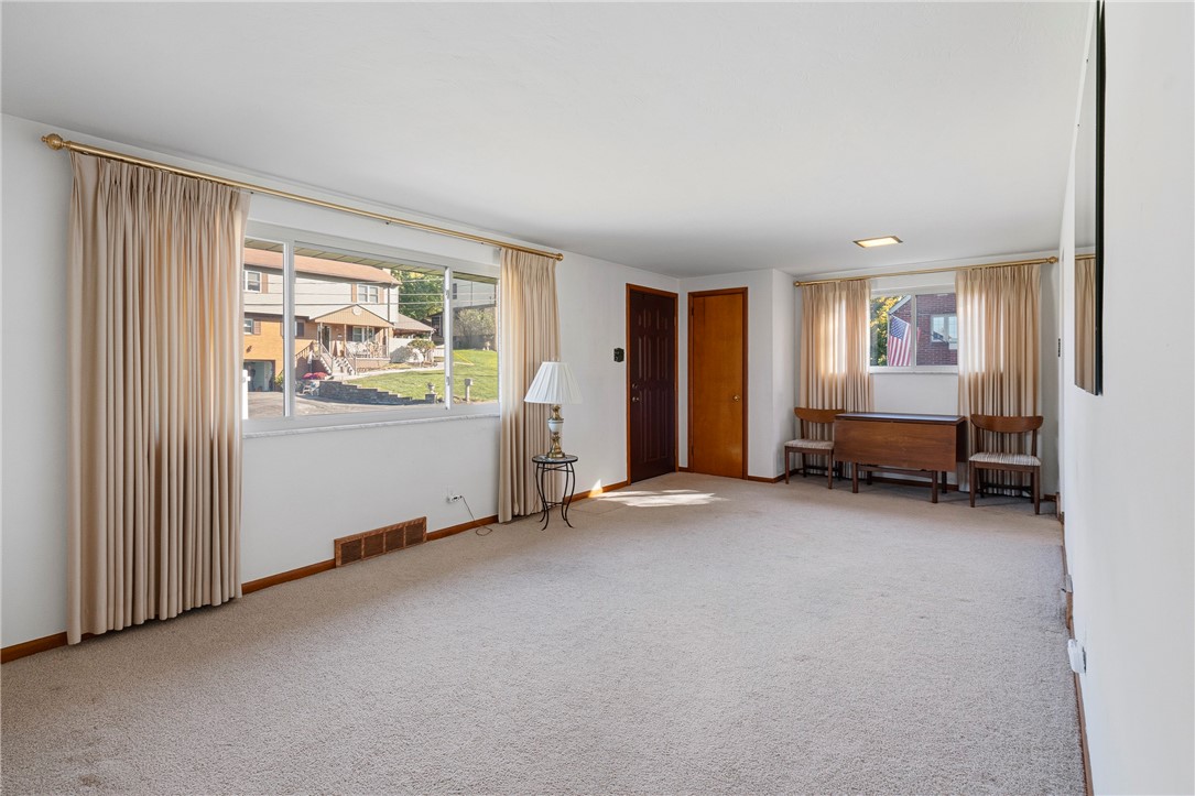 339 Iroquois Ave.