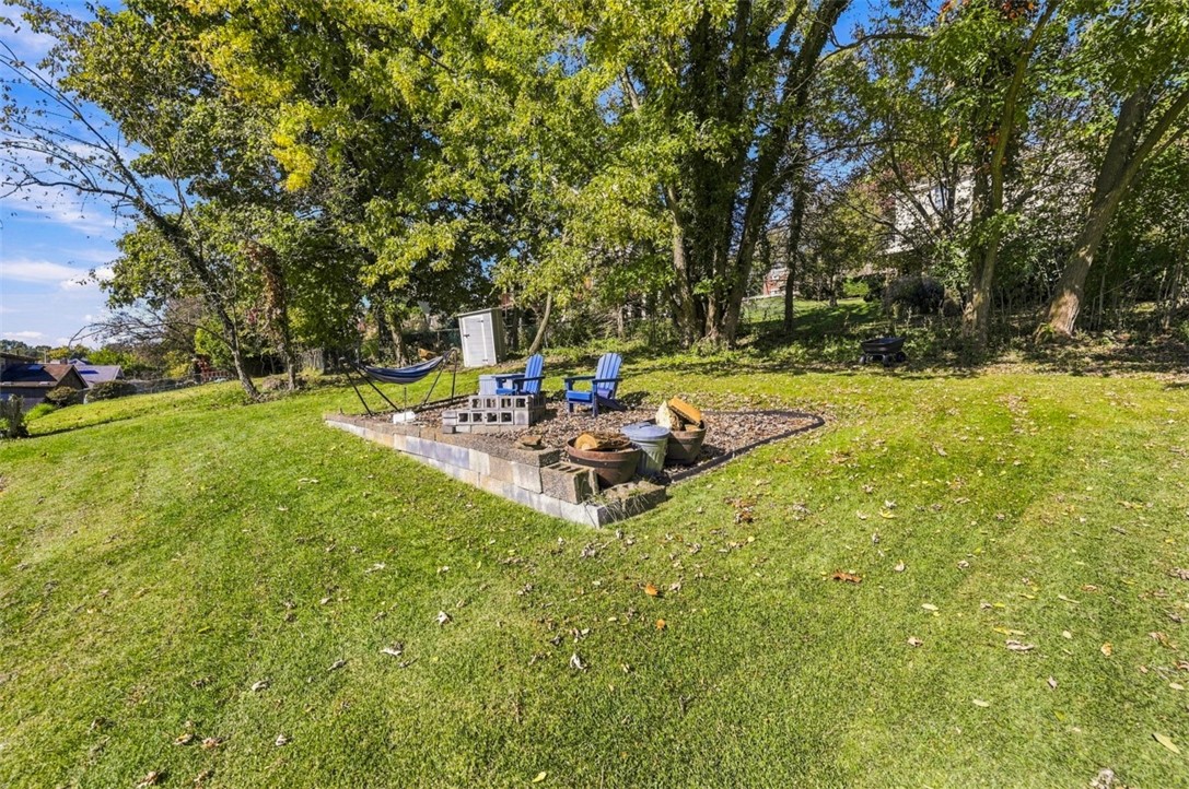18 Pioneer Avenue