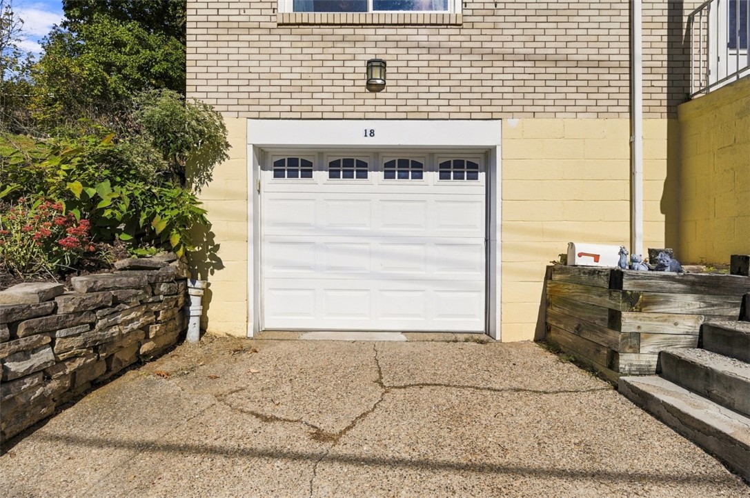 18 Pioneer Avenue