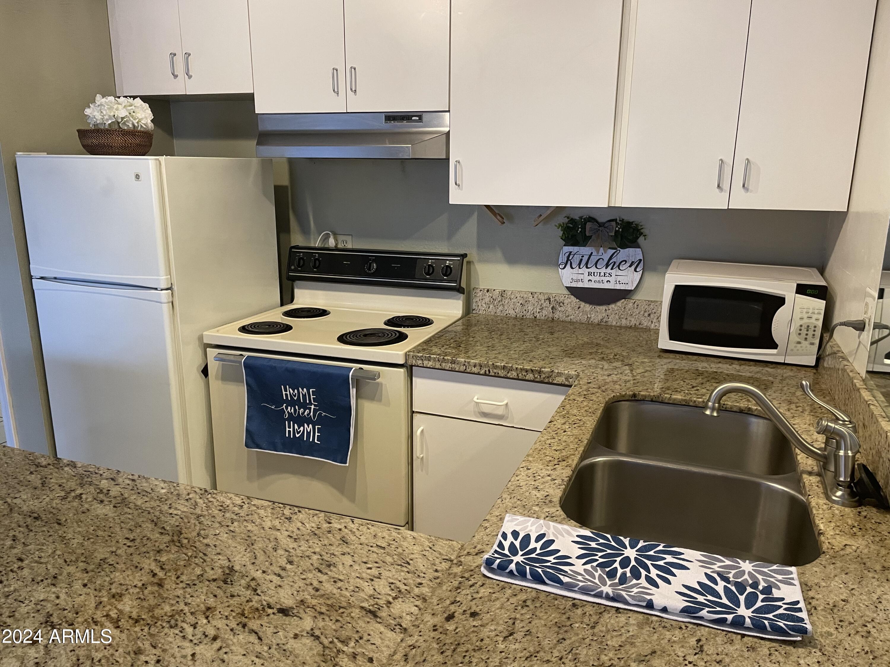 8055 E THOMAS Road, D115