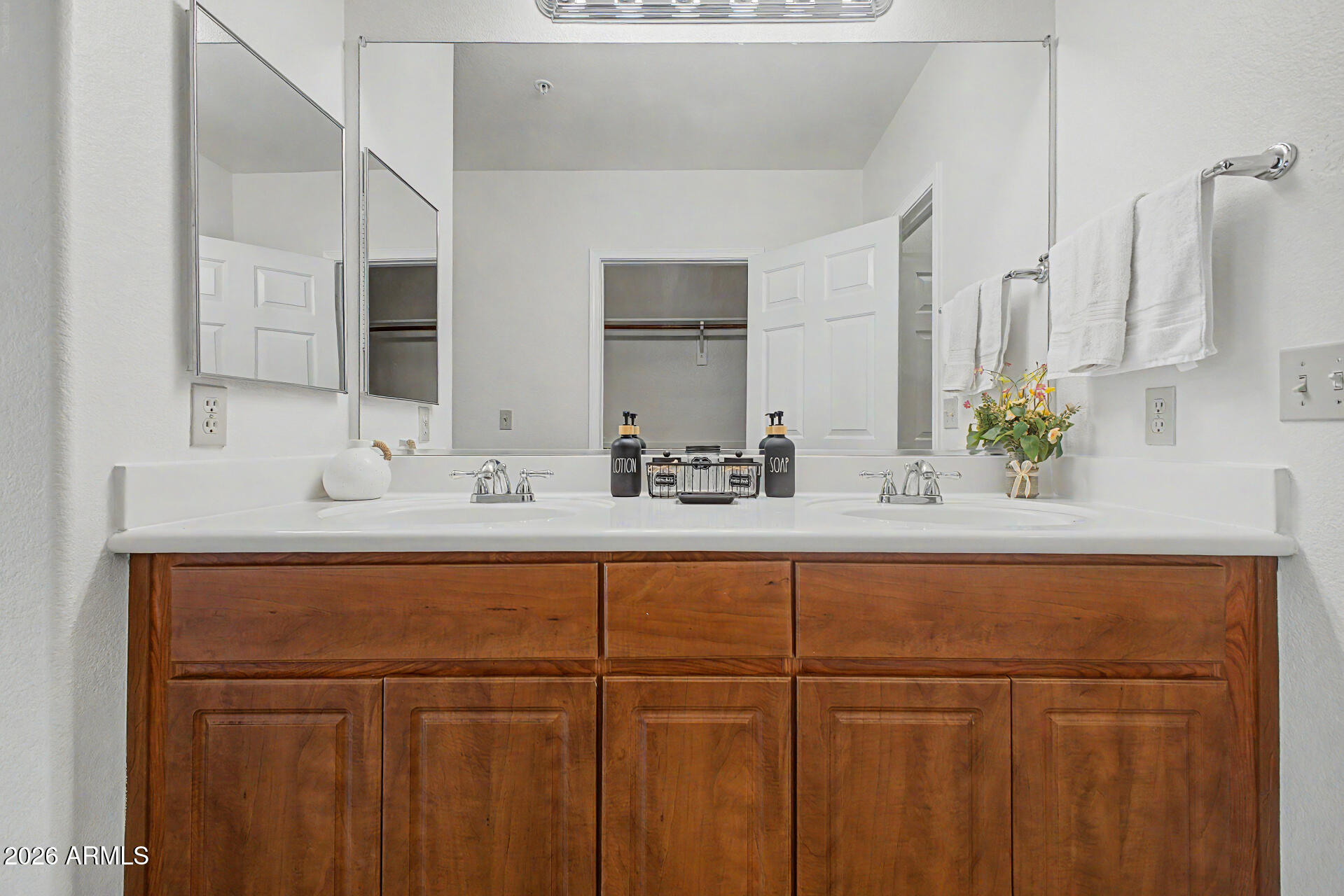 7575 E INDIAN BEND Road 1105