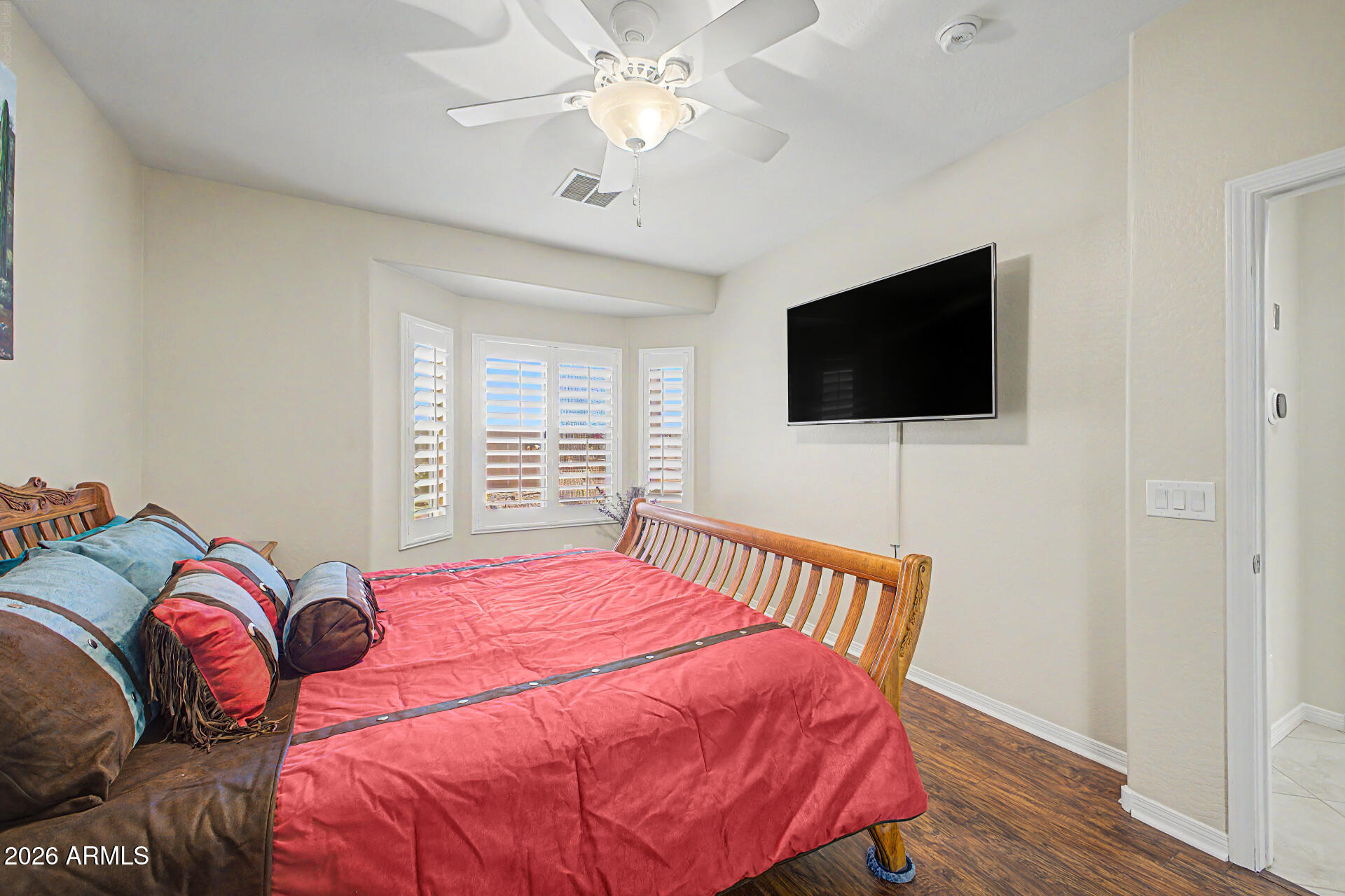 17675 W CEDARWOOD Lane