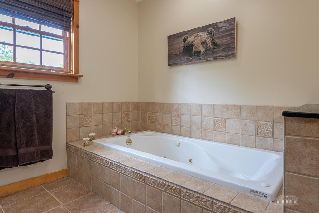 37 Oak Way