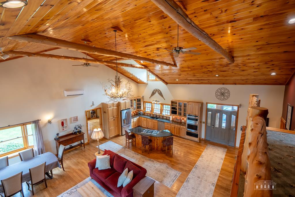 37 Oak Way