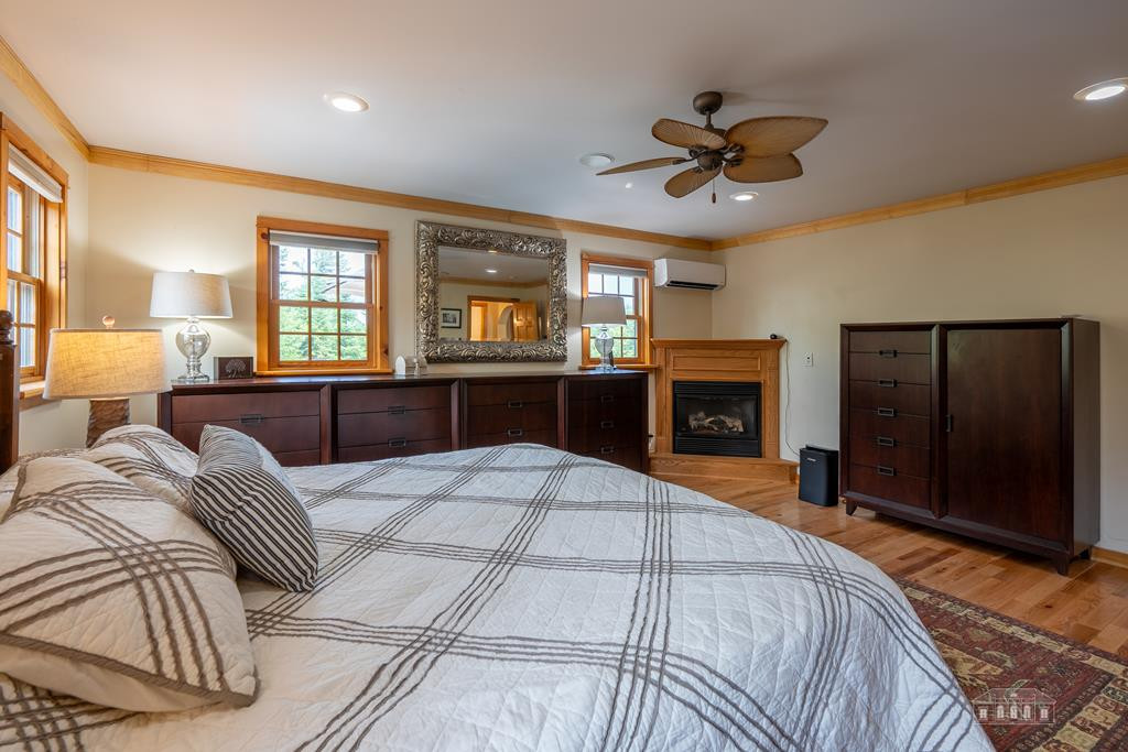 37 Oak Way