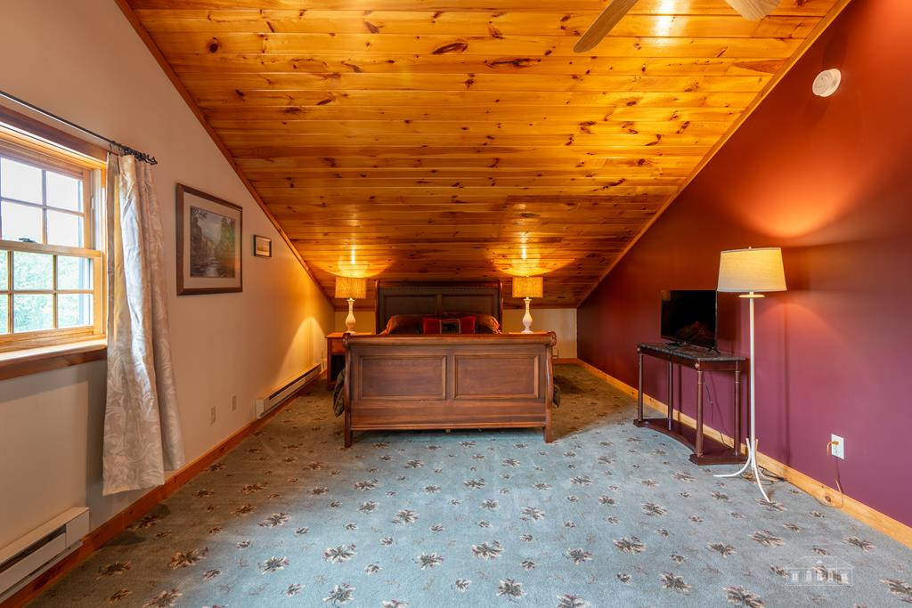 37 Oak Way