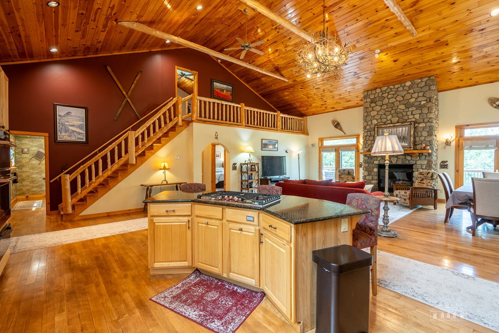 37 Oak Way