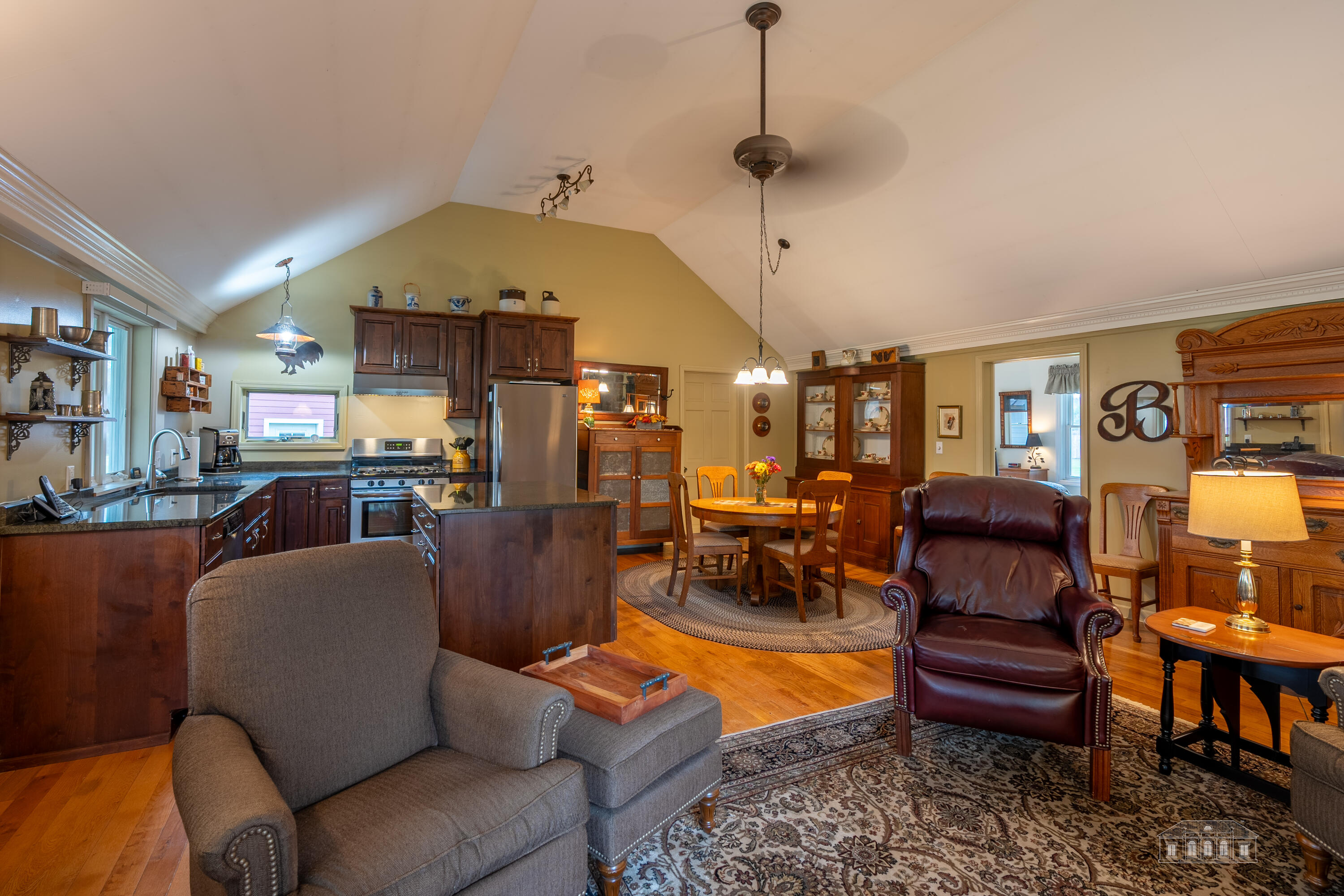 77 Alden Road