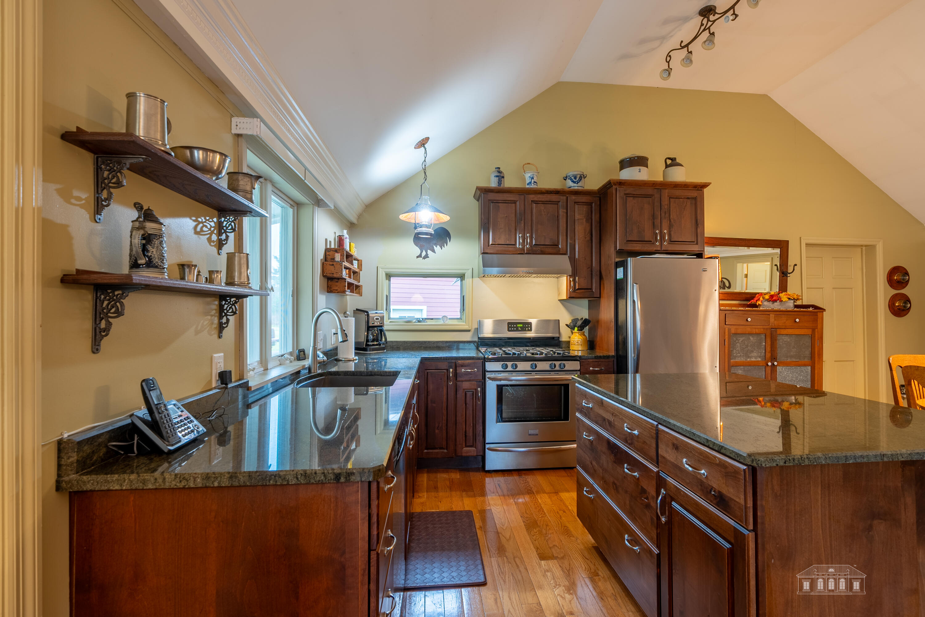 77 Alden Road