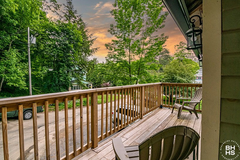 19 Mountain Lane