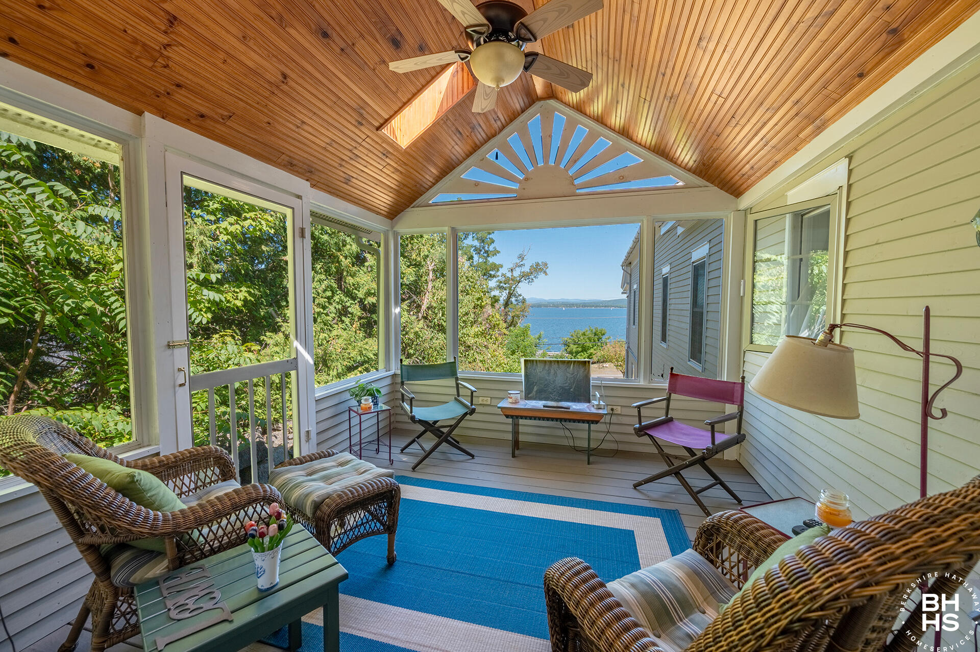 2255 LakeShore Road
